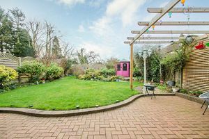 Photo 25- click for photo gallery